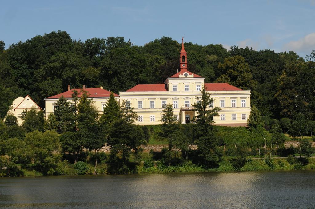 Penzion Zamek Rozsochatec Exterior photo